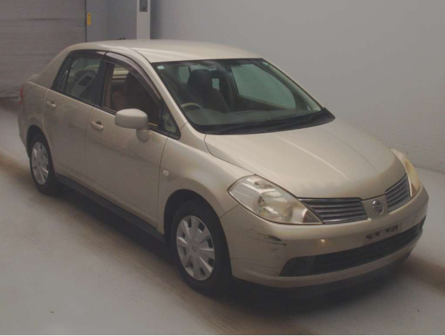 2005 NISSAN TIIDA LATIO