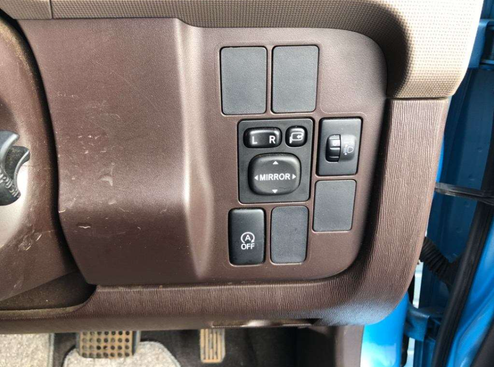 2015 TOYOTA PASSO