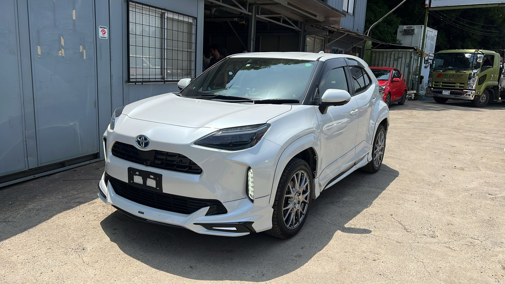 2023 TOYOTA YARIS CROSS