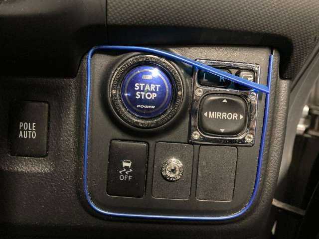 2012 TOYOTA WISH
