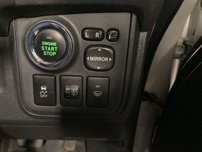 2010 TOYOTA WISH