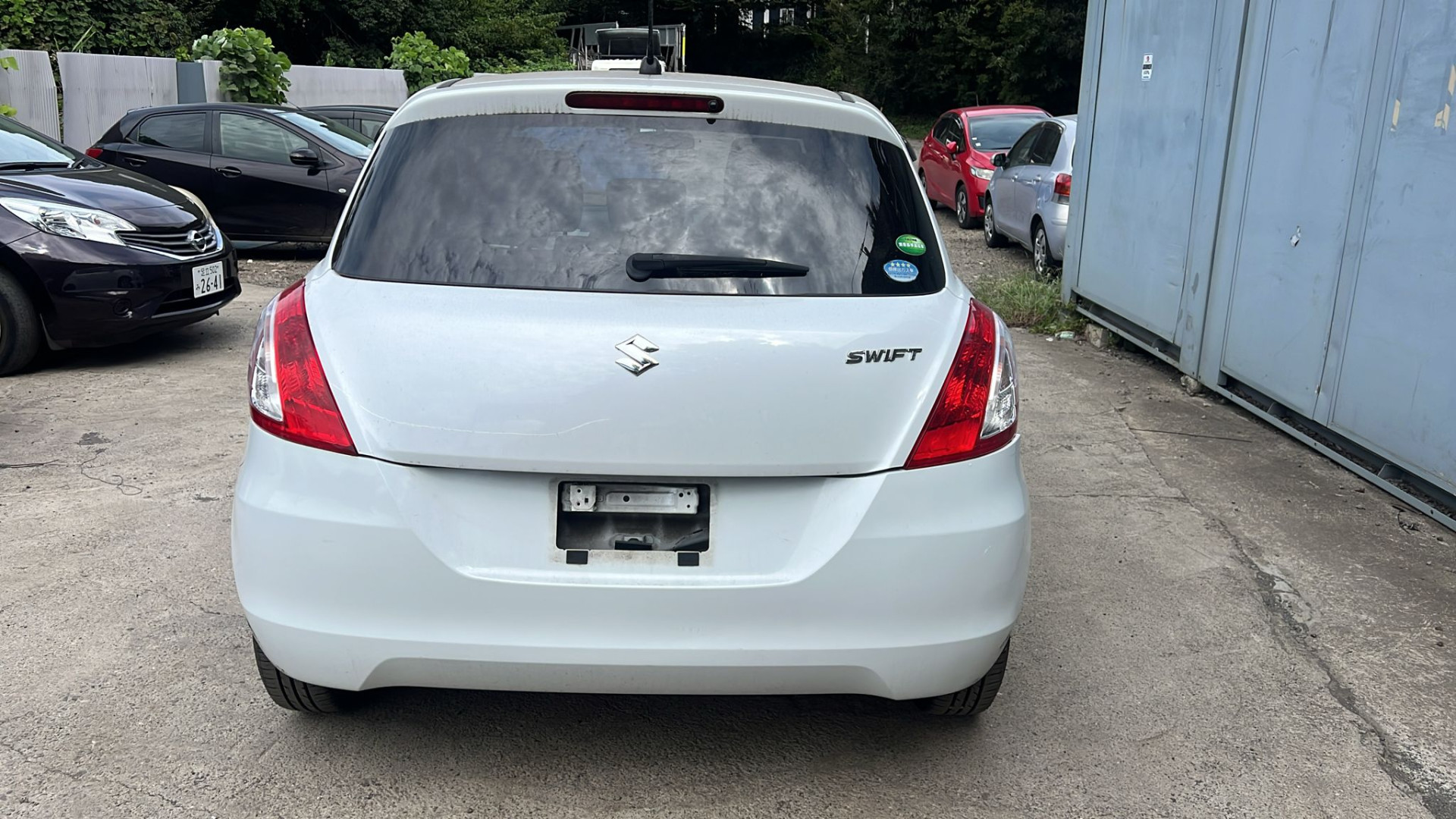 2013 SUZUKI SWIFT