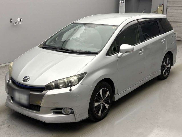 2012 TOYOTA WISH