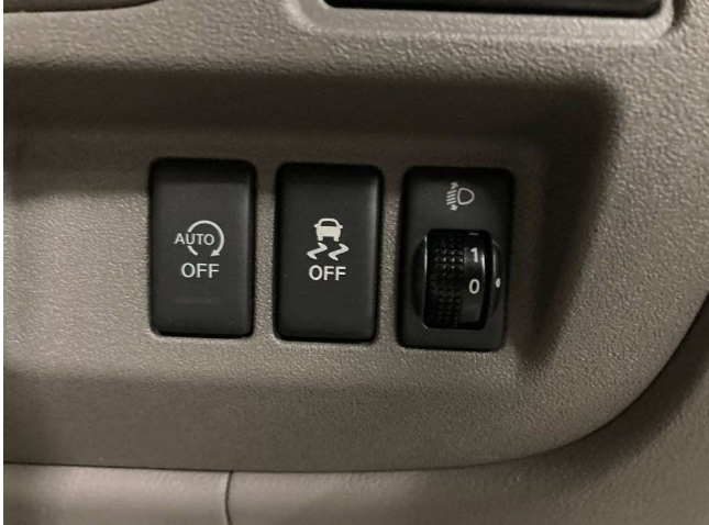2018 NISSAN MARCH
