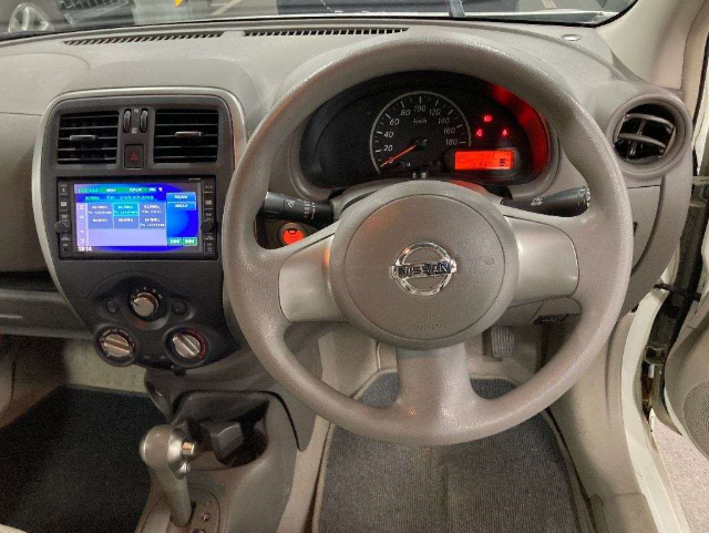 2018 NISSAN MARCH