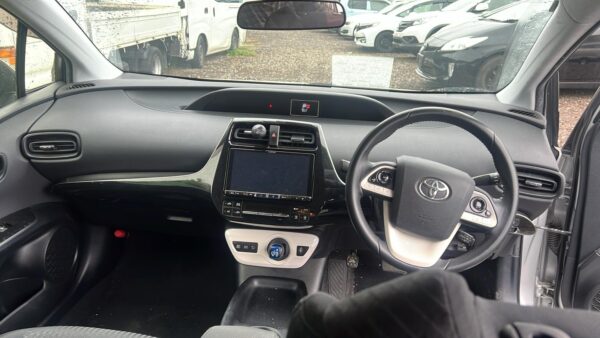 TOYOTA PRIUS HYBRID 2016 (ZVW50) - Image 5