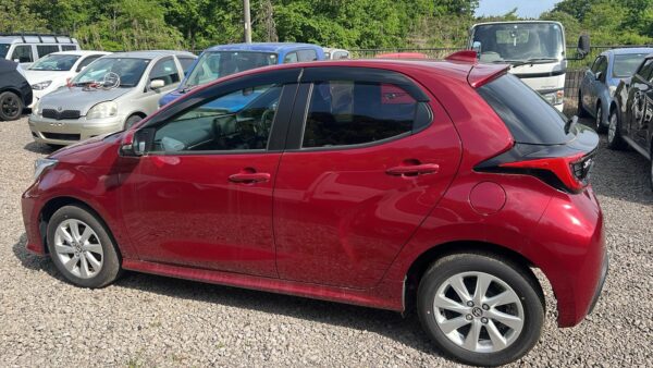 TOYOTA YARIS HV 2023 (MXPH10) - Image 4