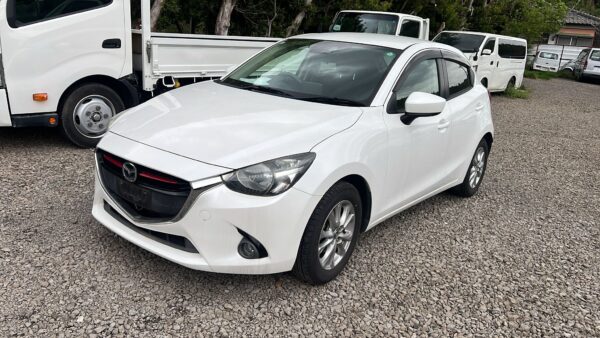 MAZDA DEMIO 2014 (DJ5FS)