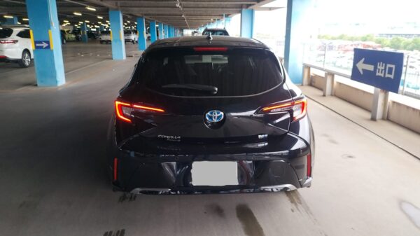 TOYOTA COROLLA SPORT 2023 (ZWE219) - Image 13