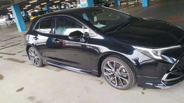 TOYOTA COROLLA SPORT 2023 (ZWE219) - Image 2
