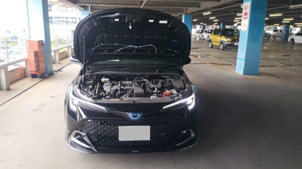 TOYOTA COROLLA SPORT 2023 (ZWE219) - Image 3