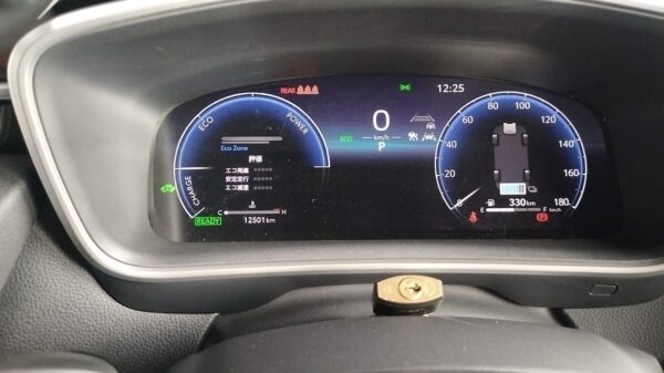 TOYOTA COROLLA SPORT 2023 (ZWE219) - Image 8
