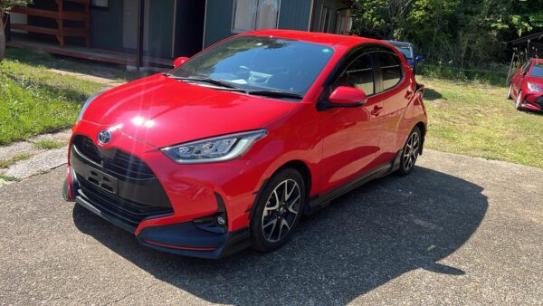 TOYOTA YARIS HV 2023 (MXPH10)