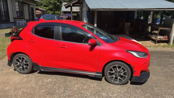 TOYOTA YARIS HV 2023 (MXPH10) - Image 3