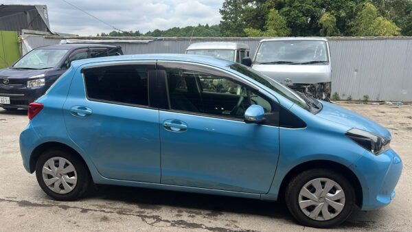 TOYOTA VITZ 2014 (KSP130) - Image 3