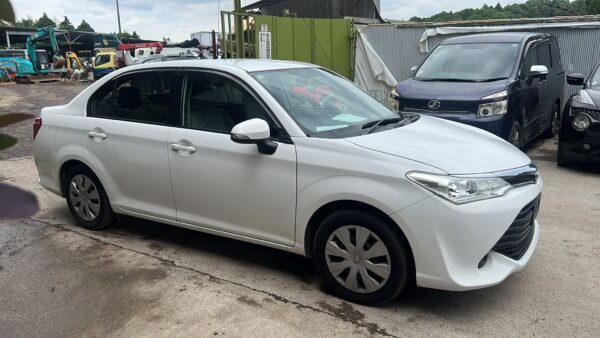 TOYOTA COROLLA AXIO 2017 (NRE161) - Image 4