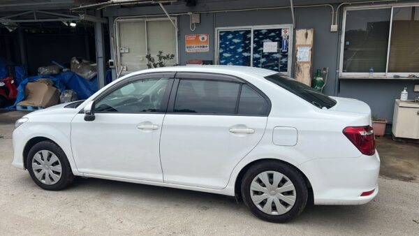 TOYOTA COROLLA AXIO 2017 (NRE161) - Image 3